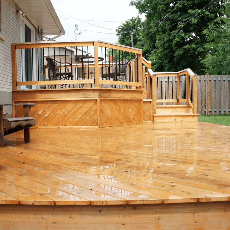 Multi-level deck